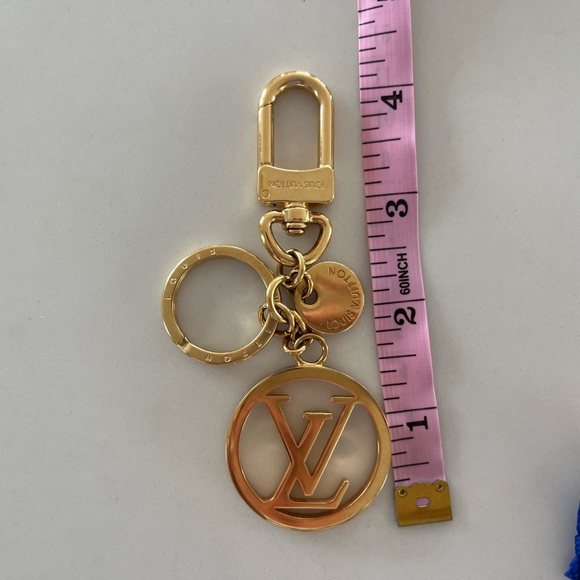 Louis Vuitton LV Circle Bag Charm and Key Ring Key Holder Gold 2020 Bag Jewelry - Picture 9 of 12